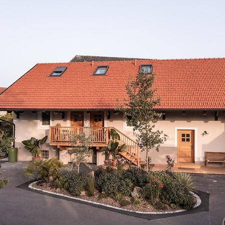 Ferienwohnungen In Der Alten Schnapsbrennerei Kolleritsch In Mureck Buitenkant foto